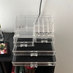 Acrylic makeup organizer